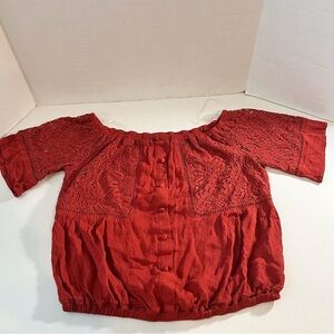 LUQ women’s top color rust size small peasant style blouse